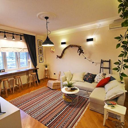 Apartamento Charming Flat With Soul Belgrado Exterior foto