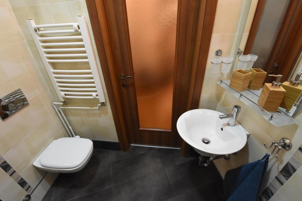 Apartamento Charming Flat With Soul Belgrado Exterior foto